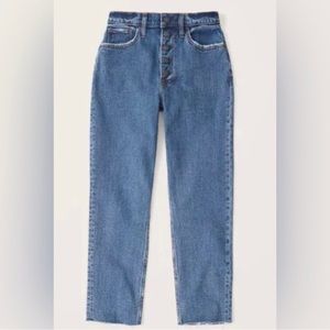 Abercrombie The Mom High Rise Jeans 29/8 **LAST CHANCE, DONATING**